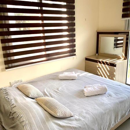 Amazing Two-Bedroom Apartment In Residence Lukomorye D1 With Private Garden Karavas  エクステリア 写真